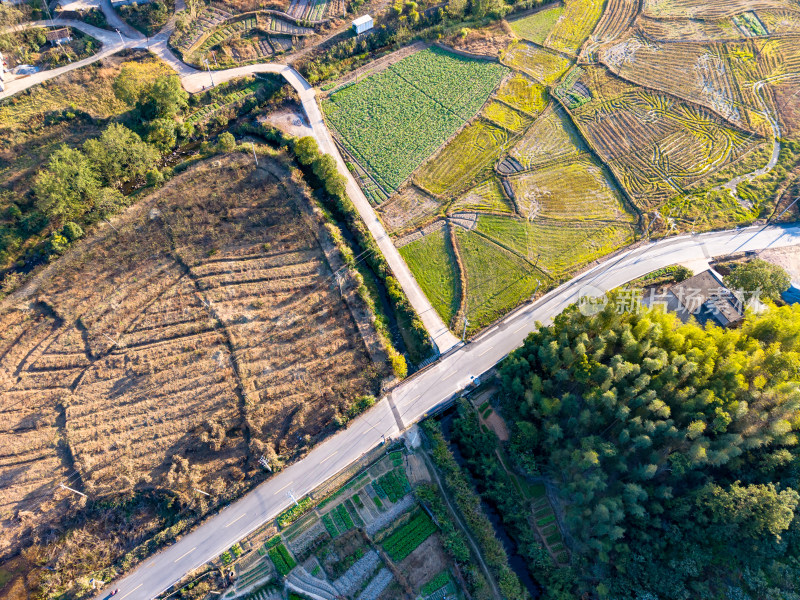 航拍大山乡村公路农田