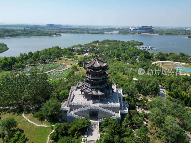 航拍山东东营清风湖公园