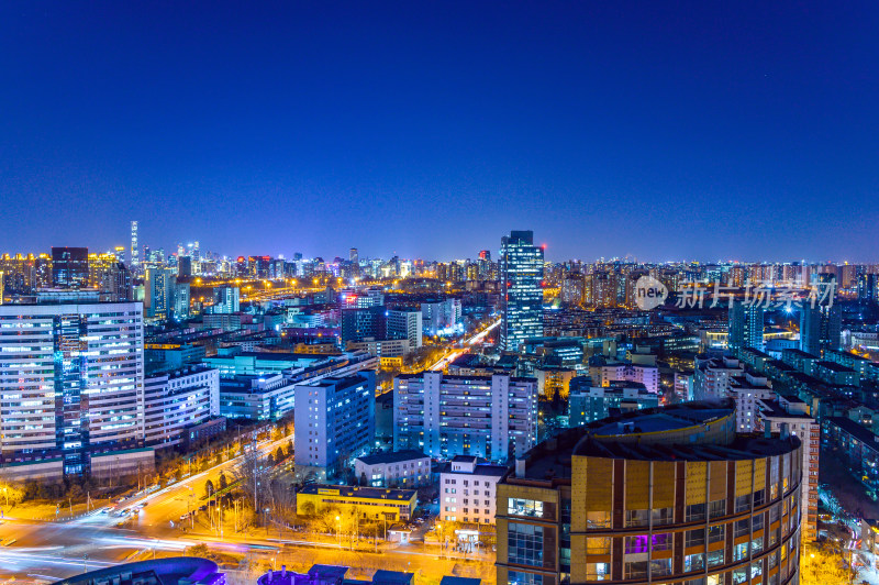 北京城市天际线夜景蓝调全景图