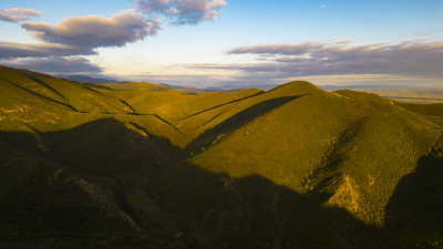 内蒙古呼和浩特大青山夕阳自然风光