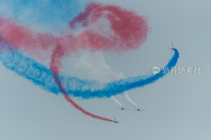 长春航空展 红鹰飞行表演队飞行特技表演