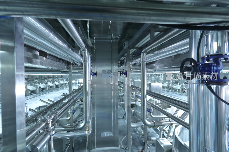 工厂内部工业设备管道场景