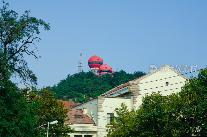 山东青岛的地标建筑青岛信号山