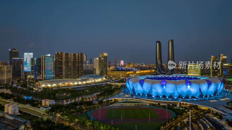 航拍杭州亚运会奥体中心夜景
