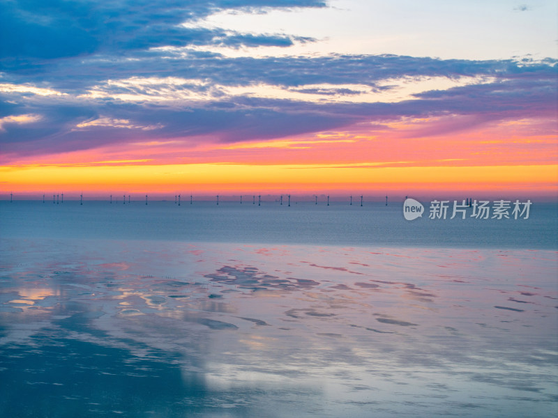 海滩海边日出朝霞唯美天空之镜火烧云