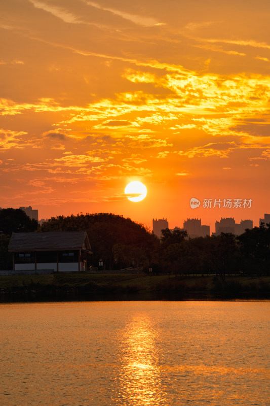 湖北武汉金银湖夕阳景色