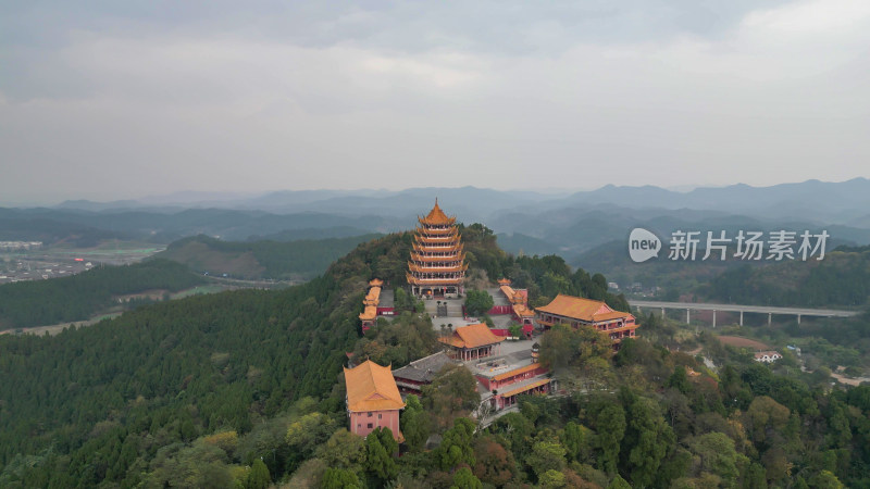 航拍四川遂宁灵泉寺风景区