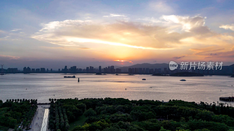 福建厦门鹭江日落晚霞夕阳航拍