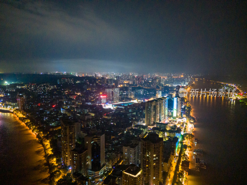 四川乐山城市夜景灯光航拍图