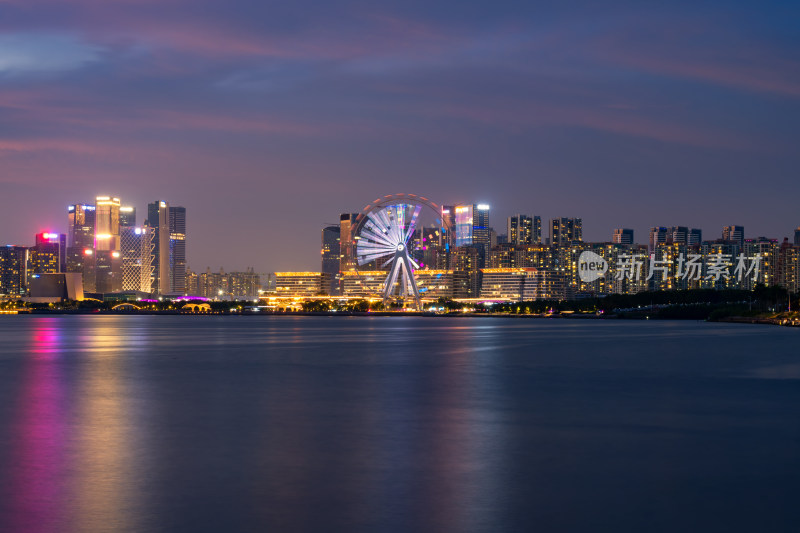 深圳欢乐港湾摩天轮夜景