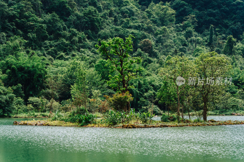 黔南荔波小七孔景区上己定湖