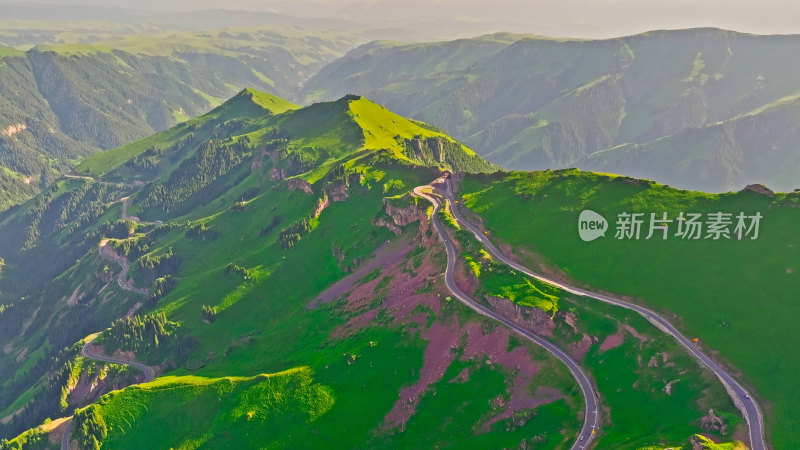 新疆天山山脉独库公路航拍