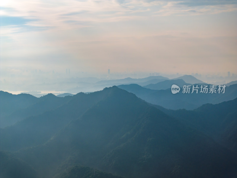 航拍西湖名胜风景区西湖群山