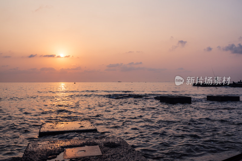 北戴河海边日出