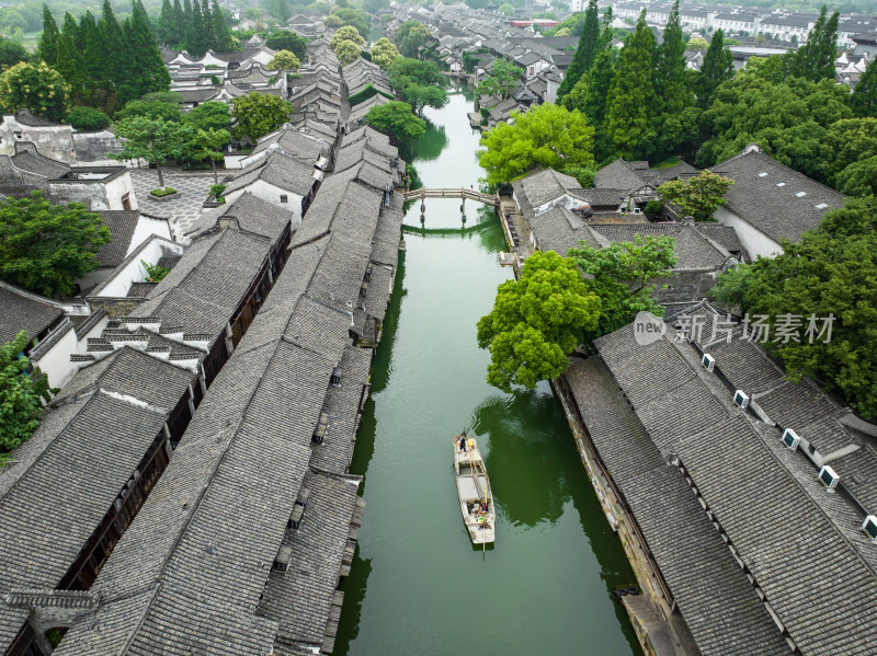 航拍江南水乡古镇乌镇全景