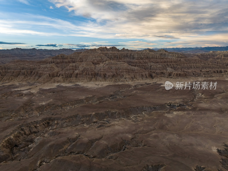 西藏阿里地区古格王朝文化遗迹日落高空航拍