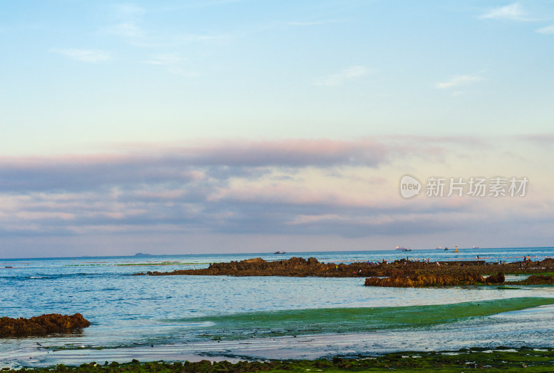 青岛小麦岛夕阳海滨风光