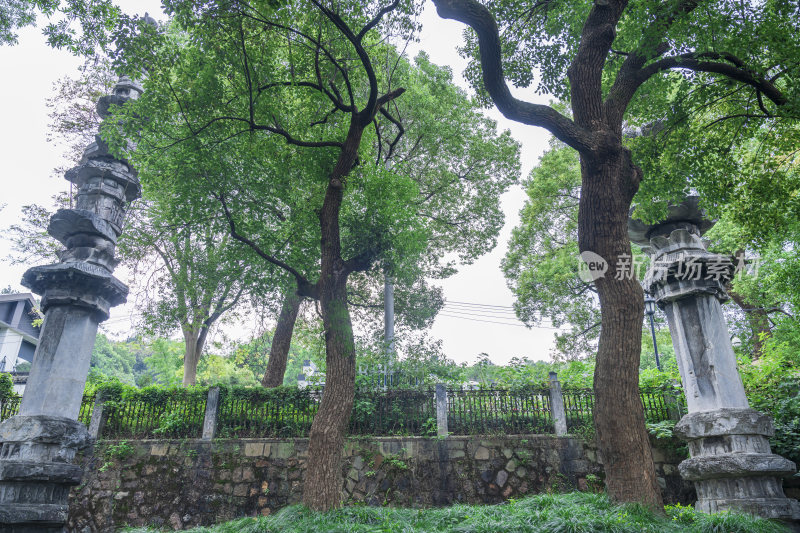 杭州凤凰山古梵天寺经幢遗址