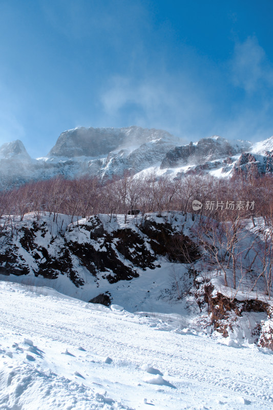 长白山雪山风景