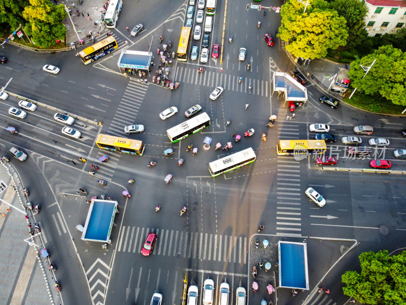 城市街道航拍