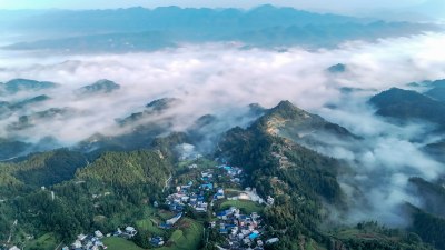 重庆酉阳：丁市初秋风景（一）