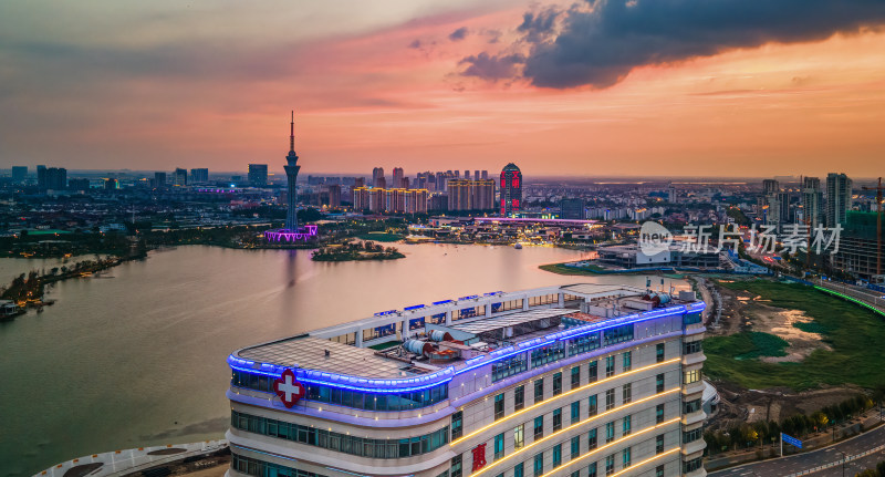 常熟琴湖城市湖畔医院及城市风光全景