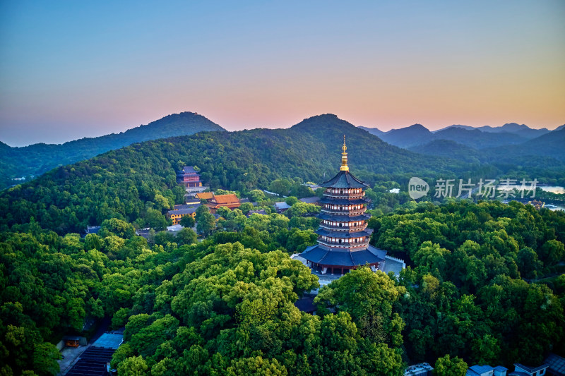 西湖雷锋塔夕照