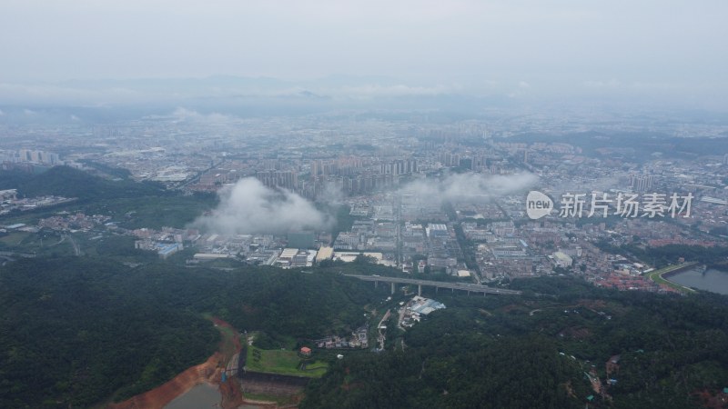 航拍广东省东莞市清溪镇城市风光