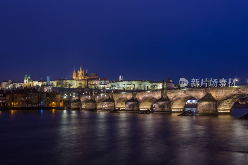 布拉格城市夜景