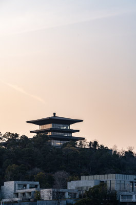 浙江湖州太湖月亮广场黄昏景观