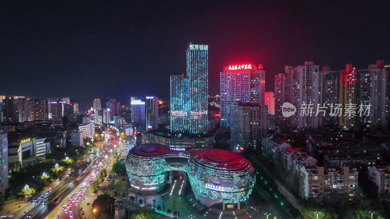 航拍泸州夜景中国酒城大剧院夜景摄影图