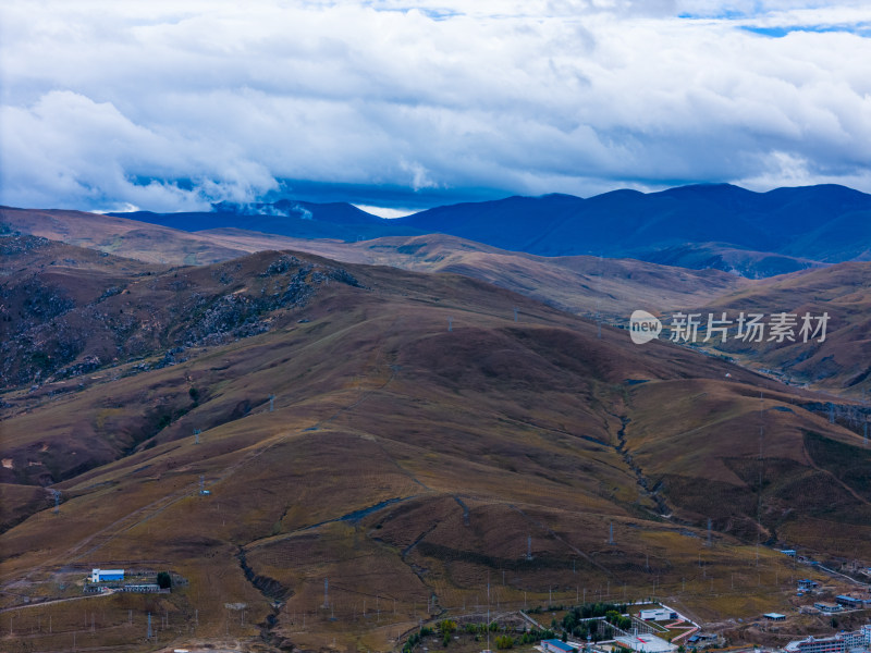 川西理塘格聂自然风景