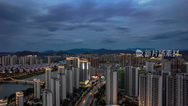 江西宜春城市夜幕降临晚霞夜景航拍图