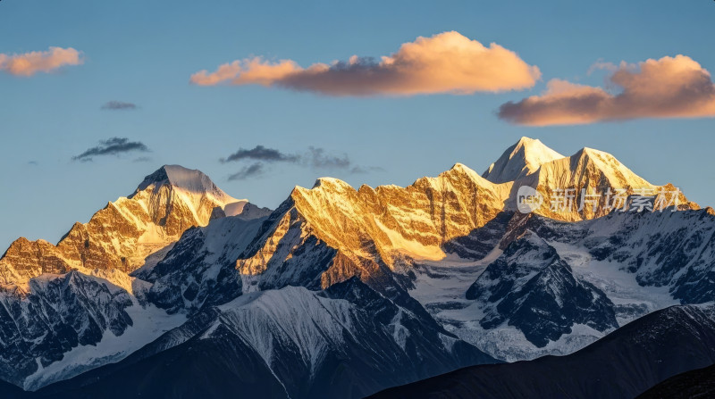 自然风景日照金山雪山背景图壁纸