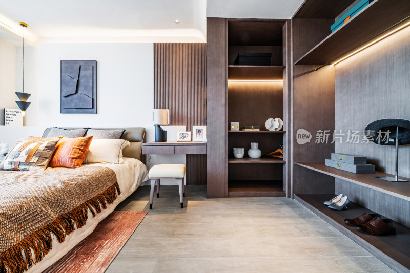 现代风格高端住宅室内卧室实拍图