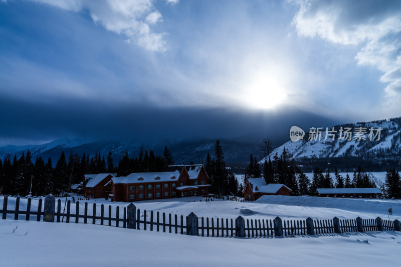 新疆阿勒泰喀纳斯冬季雪景