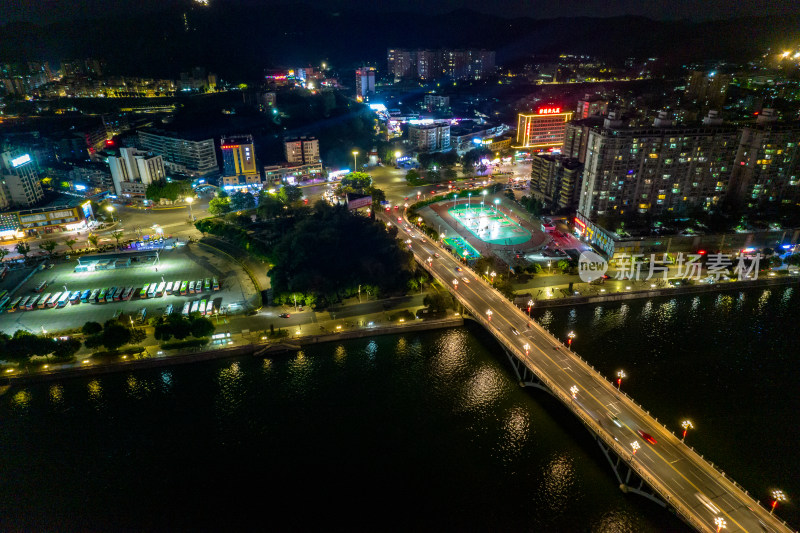 广东韶关夜景航拍摄影图