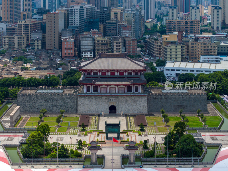 航拍夏季白天广东揭阳著名景点揭阳楼风光