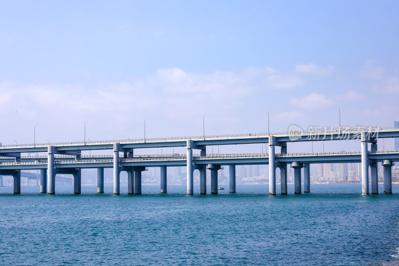 大连银沙滩海岸线海边风光