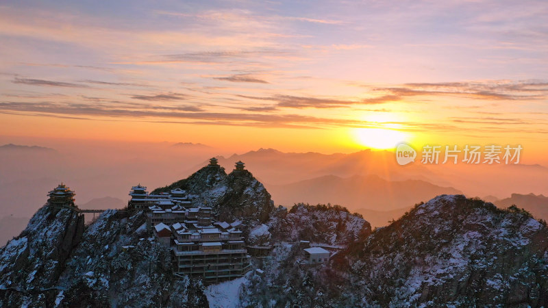 河南洛阳老君山雪景