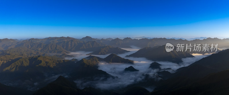 群山高山山脉山峦风光宽幅图片