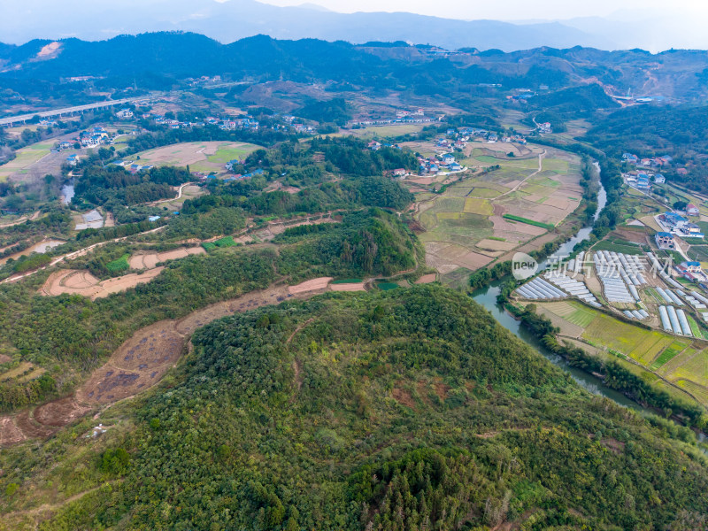 湖南山川丘陵农田乡村航拍图