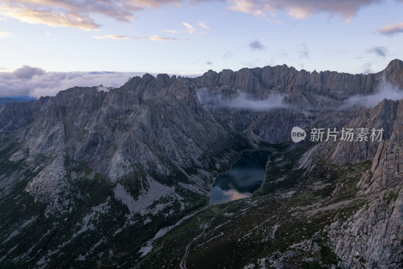 航拍四川阿坝州莲宝叶则景区自然风光