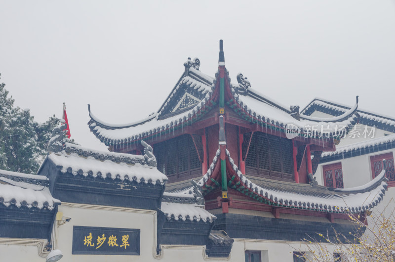 武汉归元禅寺雪景景观