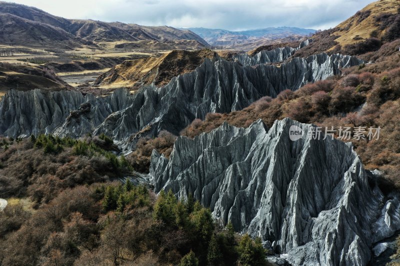 航拍四川甘孜墨石公园风景