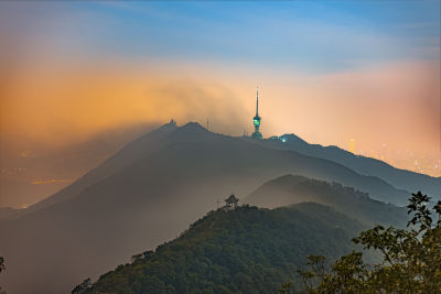 梧桐山夜景云海