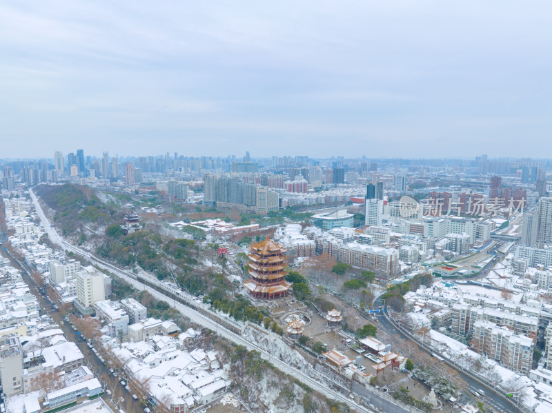 武汉黄鹤楼公园雪景风光