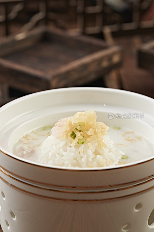 奶汤花胶虾仁捞饭