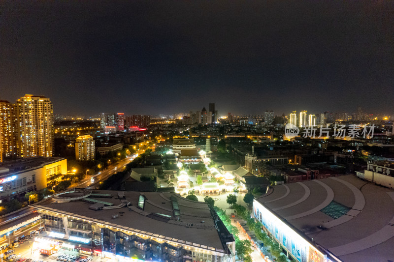 天津之眼周边夜景交通航拍图