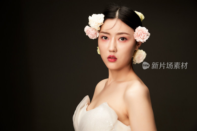 时尚亚洲女性婚纱妆面彩妆